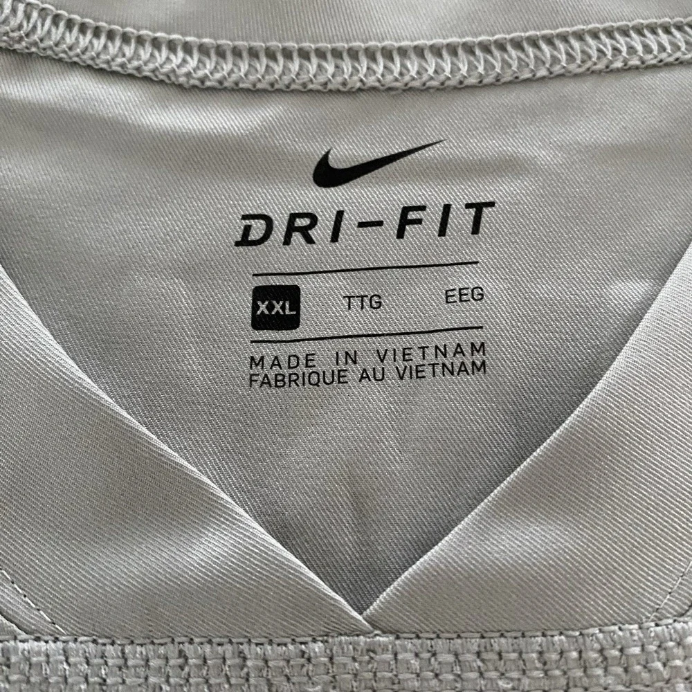 Nike Dri-Fit Youth XXL University of Texas Longhorns Football Jersey‎ #15 Damato